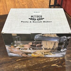 Pasta & Ravioli Maker - Stainless Steel (Silver)